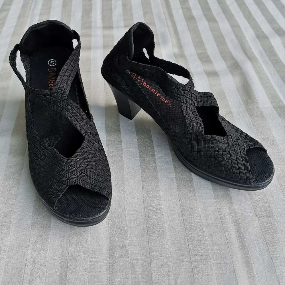 Bernie Mev Open Toe Pump Sandals